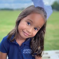 Lakeview Magazine and Philanthropy Report by lakeviewacademymagazine