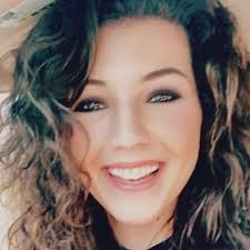 Erin Eden's Instagram, Twitter & Facebook