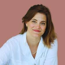 Eve Gardner's Instagram, Twitter & Facebook