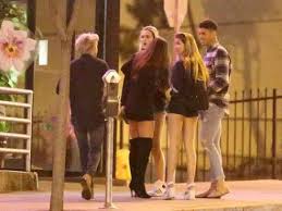 She celebrates her birthday every year on february 8. Suede Brooks And Niall Horan Dating Gossip News Photos