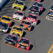 Mcduffie holds the distinction of having the most starts in grand national/sprint cup competition without a win: Daytona 500 Preview Winning Nascar S Biggest Race Requires As Much Skill As Luck Sbnation Com