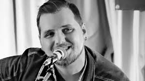 Recensie: Chris Blevins