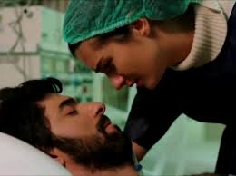 Elif Omer Kara Para Ask Amor De Contrabando Actores