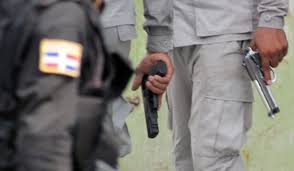 Resultado de imagen para Agente mata supuesto asaltante