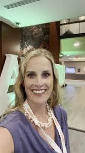 Lindsay Wenger's Instagram, Twitter & Facebook