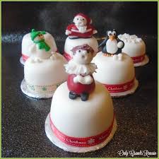 An easy christmas cake recipe that turns out perfect every time. 6 Easy Fondant Christmas Character Ideas Only Crumbs Remain