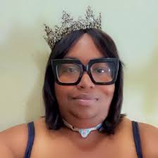 Healing journal creator struggles with journaling