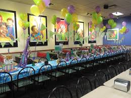 Chuck E Cheese Table Chucky Cheese Birthday Party Girl Birthday Themes Chuck E Cheese Birthday