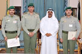 وأصدر الأمير الراحل الشيخ جابر الأحمد الجابر الصباح في عام 2004 مرسوماً أميرياً. ÙƒÙˆÙ†Ø§ Ø§Ù„Ø´ÙŠØ® Ù…Ø´Ø¹Ù„ Ø§Ù„Ø§Ø­Ù…Ø¯ ÙŠØ¤ÙƒØ¯ Ø§Ù‡Ù…ÙŠØ© Ù…ÙˆØ§ØµÙ„Ø© Ø§Ù„ØªØ­ØµÙŠÙ„ Ø§Ù„Ø¹Ù„Ù…ÙŠ Ù„Ù…Ù†ØªØ³Ø¨ÙŠ Ø§Ù„Ø­Ø±Ø³ Ø§Ù„ÙˆØ·Ù†ÙŠ Ø§Ù„Ø¯ÙØ§Ø¹ 28 05 2011