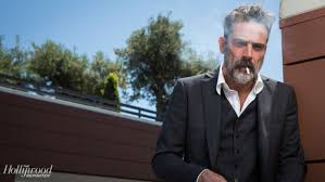 Jeffrey dean morgan says the walking dead axing came as a. Jeffrey Dean Morgan