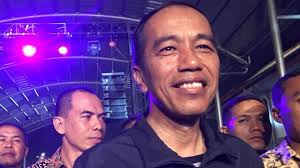 Jokowi Nonton Ebiet G Ade dan Dead Squad di Synchronize Fest