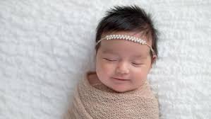 Pemberian nama bayi perempuan haruslah indah dan penuh makna. 100 Nama Bayi Perempuan Dari Bahasa Arab Terpopuler Sepanjang Masa