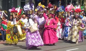 Keti koti is een van de vele nationale feestdagen in suriname ter viering van de afschaffing van de slavernij. Wat Dragen Jullie Op Keti Koti Wetenswaardigheden Suriname Agenda