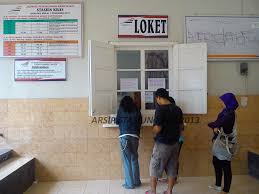 Check spelling or type a new query. Stasiun Kras Suasana Antrian Pembelian Tiket Kereta Api Distasiun Kras Bagi Calon Pembeli Harap Ketika Hendak Membeli Membawa Kartu Tanda Pengenal Ktp Sim Kartu Pelajar Dan Datang Di Jam Waktu Pelayanan Mulai Pukul