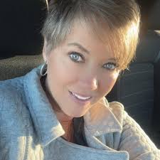 Mary Katherine “Kathi” Hammock, 69, transitioned from her earthly life at  her home in Ridgeway, Virginia Saturday, June 7, 2025. She was born June  26, 1955, in Norfolk, Virginia, to Virgil Lloyd