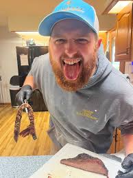 Rantoul DMV do better. Locked doors at 4pm and u don't close until 5:30.  Unacceptable