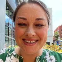 Amber Oosting's Instagram, Twitter & Facebook