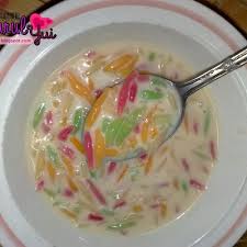 Bubur nasi menjadi hidangan 'wajib' bagi kebanyakan bayi berusia 6 bulan ke atas. 6 Resepi Bubur Manis Pulut Hitam Durian Sagu Chacha Somsom Nangka Keladi