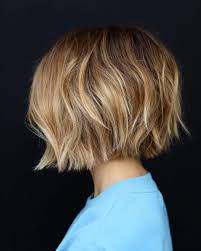 The Universal Bob Haircut That Looks Good On Everyone Add Pins Choppy Bob Hairstyles Line Bob Haircut Short Bob Hairstyles