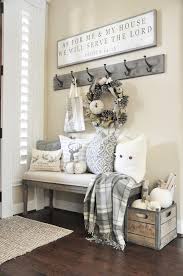 Farmhouse Entryway Decorating Ideas 63 Insidecorate Com Home Decor Farmhouse Decor Living Room Farm House Living Room