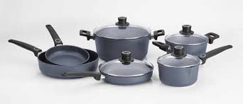 Genuine european made cookware providing quality, innovation and friendly local service out of our melbourne warehouse. The Best Rated Nonstick Cookware Sets In 2020 A Foodal Buying Guide