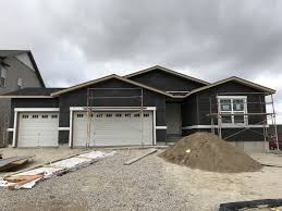 The Oxford Ranch Home Featuring 3 Car Garage Open Main Level And Finished Lower Level Photo Of Home Under Construction Cottage Exterior Ranch House Home