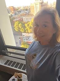 Jennifer Penna's Instagram, Twitter & Facebook