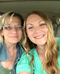 Tabatha Barnett's Instagram, Twitter & Facebook