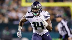 Russell wilson had 4 touchdowns and dk metcalfe caught two touchdowns and was really good. Seahawks Dk Metcalf Posts 10 37 Second Time In 100m Dash At 2021 Usatf Golden Games