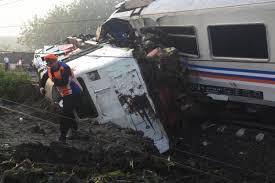 Pt Kai Akan Bangun Prasasti Untuk Mengenang Masinis Kereta Sancaka