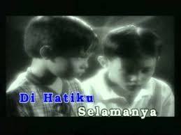 Zainal abidin (digayakan sebagai zainal abidin) ialah album studio pertama oleh zainal abidin yang dilancarkan pada 1991. Kau Dihatiku Zainal Abidin Youtube