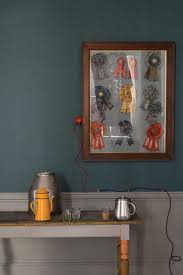 From cool azure to rich midnight, a blue kitchen will really make a statement in your home. Inchyra Blue