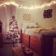 Pin By Textbooks Com On Dorm Sweet Dorm Cool Dorm Rooms Dorm Room Designs Dorm Room Christmas Decorations