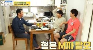 의학적 기준에 의하면 하루 탈락모가 50~70개일 경우 정상, 70~100개일 경우 탈모 초기. Jtzlnbyeqktwbm