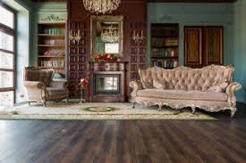 We discuss various elements that constitute an make up interior designs from the victorian era. Everything You Need To Know About Victorian Style Decor Decor Tips