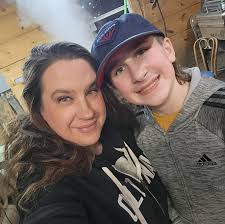 I'm New York's first mom governor, so I know just how hard it is to make  ends meet. I want to put money back in the pockets of working moms in  Rochester