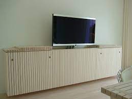 Fernseher verstecken 8 geniale ideen mit bildern. Tv Sideboard Mit Lift Von Flatlift Tv Lift Projekt Blog