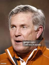 48 Photos & High Res Pictures