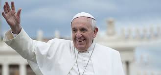 Ihm war im alter von 21 jahren nach einer rippenfellentzündung ein teil seiner lunge entfernt worden. Papst Franziskus Als Geistlicher Autor Vivat Magazin