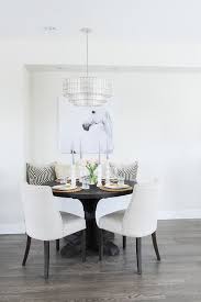 Let S Fall In Love With This Mid Century Modern Design Paradise Www Delightfull Eu Blog Midcen Dining Room Cozy Transitional Dining Room Linen Dining Chairs