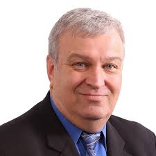 Ken Ernst's Instagram, Twitter & Facebook