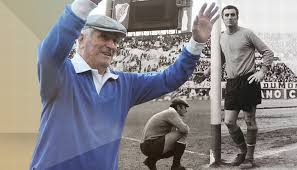 Feliz dia del arquero de futbol. Feliz Dia Del Arquero Porque Se Festeja En Este Dia Homenaje A Todos Los Que Ocupan Ese Lugar La Posicion Diferente Entre Todos Los Jugadores De Futbol Esperanzas Del Futbol