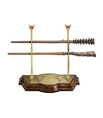 If you're looking for curling wands and curling irons, we've got you covered. Wands Of The Weasley Brothers Collector Display Boutique Harry Potter