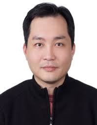 Two-tier dynamic load balancing in SDN-enabled Wi-Fi networks