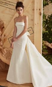 See Carolina Herrera Wedding Dresses From Bridal Fashion Week Bow Wedding Dress Carolina Herrera Wedding Dress Spring 2017 Wedding Dresses