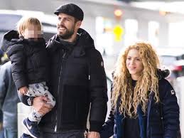 Show del super bowl de shakira y jennifer lopez recibió cuatro nominaciones a los emmy 2020. Asi Estan Pasando Shakira Y Pique La Cuarentena Con Sus Hijos Mujerhoy Com