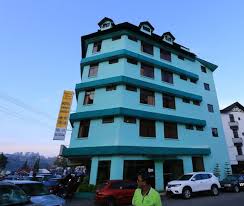 Check out sungai palas tea estate for the best variety of tea or head on down to tanah rata for some of the best warm scones. Hotels Apartments Comprehensive Guide Cameron Highlands Online