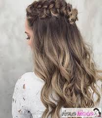 Halboffene Frisur Neue Halboffene Frisuren 2019 Abiball Frisuren Halboffen Brautfrisur Halboffen Festliche F Hair Styles Open Hairstyles Long Hair Styles