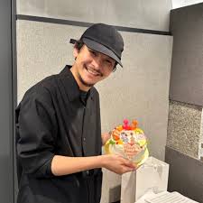 さとのこ on X: "常田俊太郎さん、お誕生日おめでとうございます🤩🎉🎂私も誕生日なんです😆CLOSINGCEREMONY、ストリングス素敵でした🥹✨  良いお誕生日を🥂 #常田俊太郎 https://t.co/rasXWZTr7R" / X さん