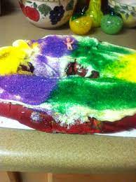 red velvet king cake with cream cheese icing i love mardi gras king cake cake with cream cheese cream cheese icing